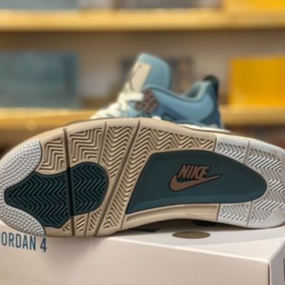 Air Jordan 4 Snorlax Custom